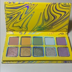 Kylie Jenner “Calm Before the Storm” Eyeshadow